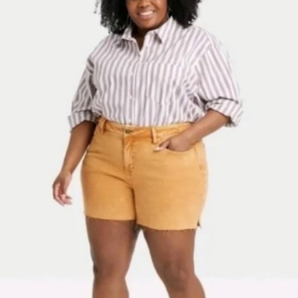 SH35 Ava & Viv Rusty Mustard Yellow-Gold High Rise Raw Hem Denim Short Size 14W